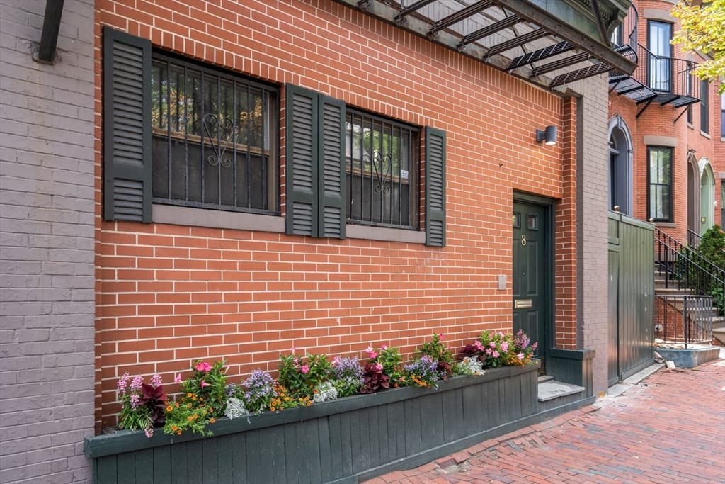 8 Dartmouth Street # 5, Boston MA 02116