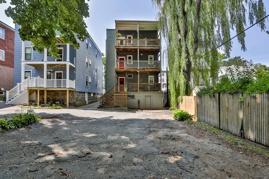 238 Poplar St # 2, Boston MA 02131 photo 16