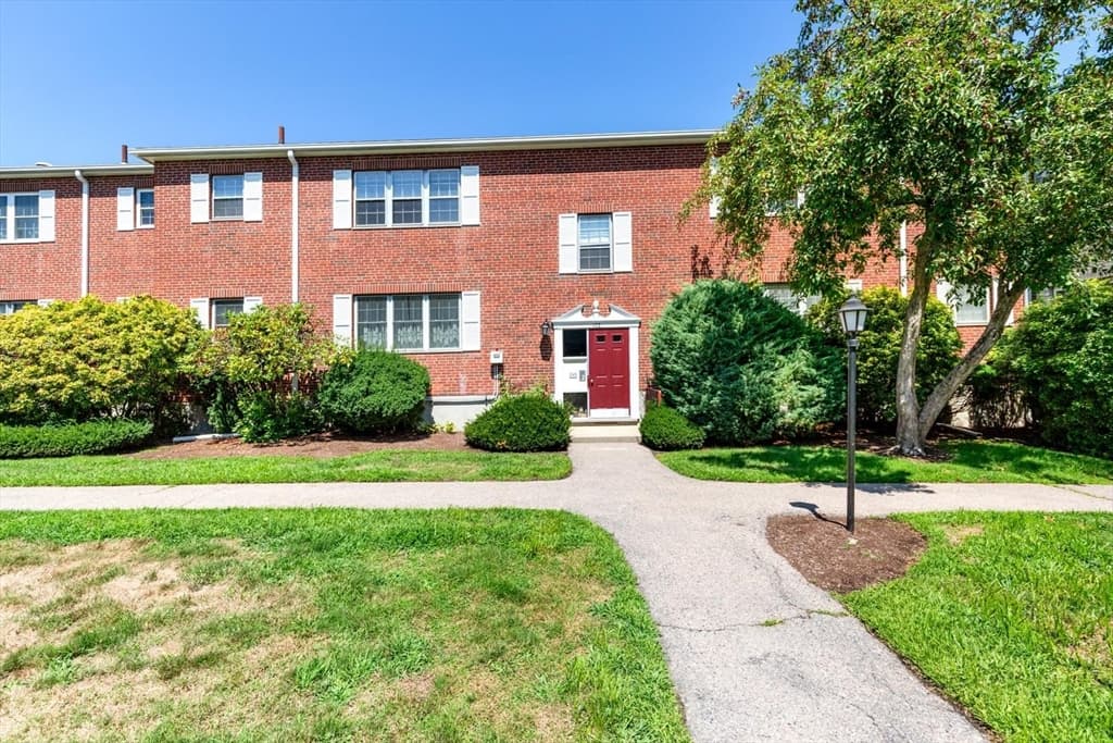 173 Lake Shore Rd # 3, Boston MA 02135 photo 4