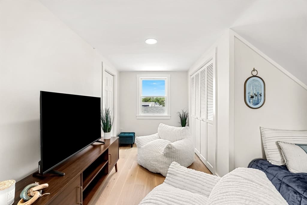 4 Union Ave, Mattapoisett MA 02739 photo 27