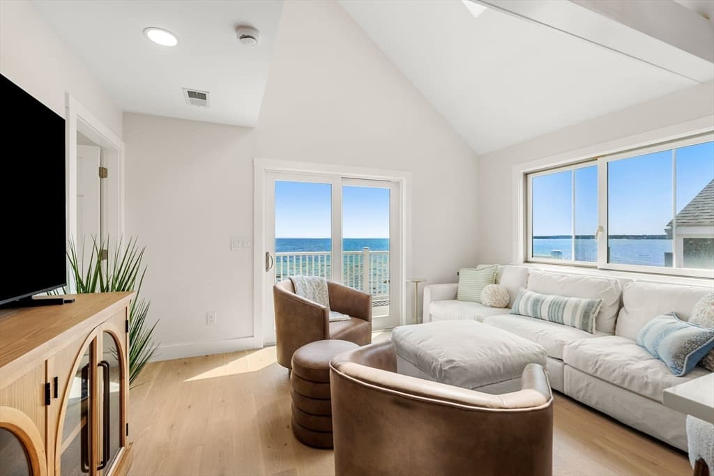 4 Union Ave, Mattapoisett MA 02739 photo 12