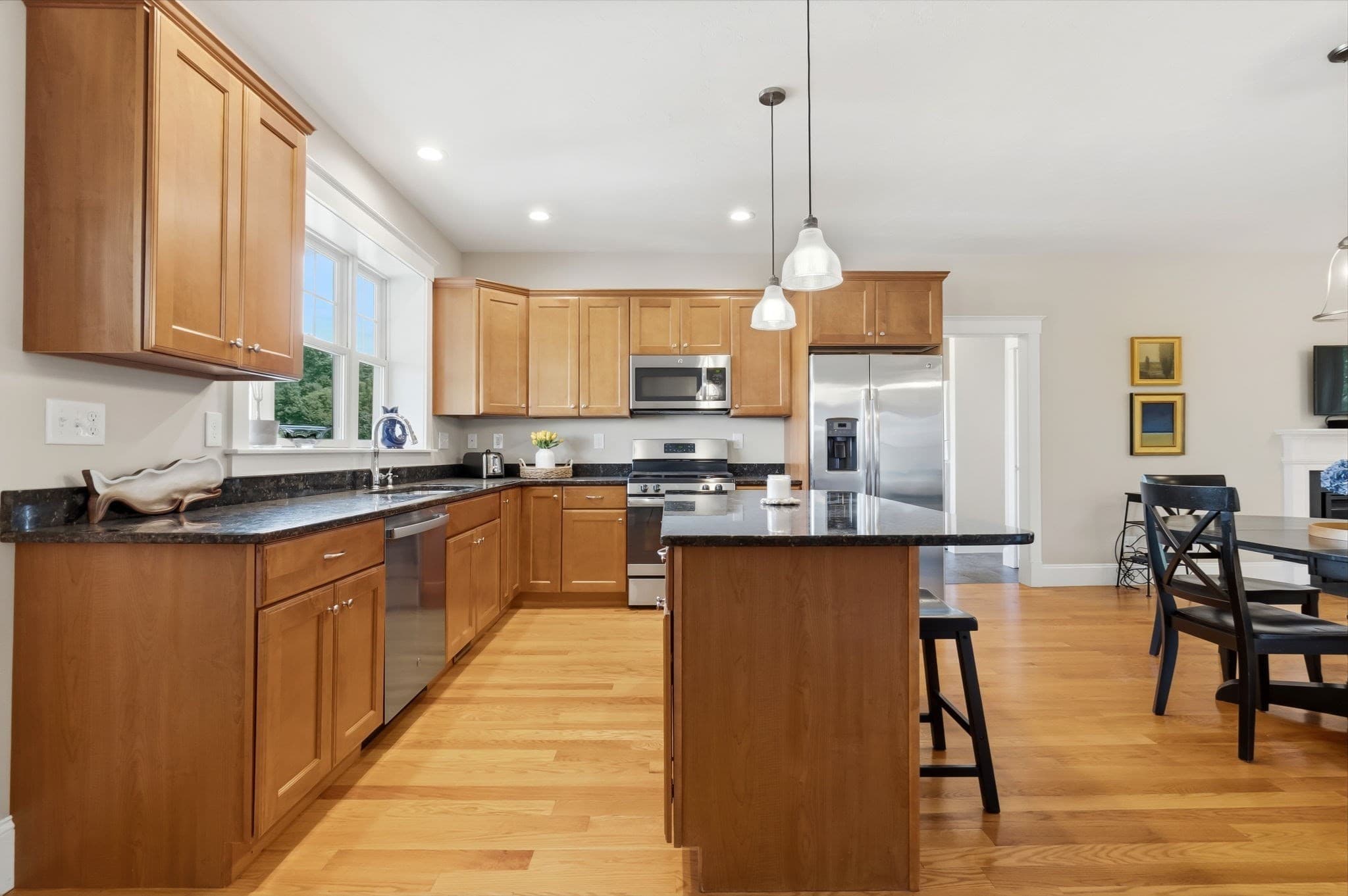Condominium at 28 Follinsbee Ln # 28, West Newbury MA 01985, West Newbury, photo 17 of 42