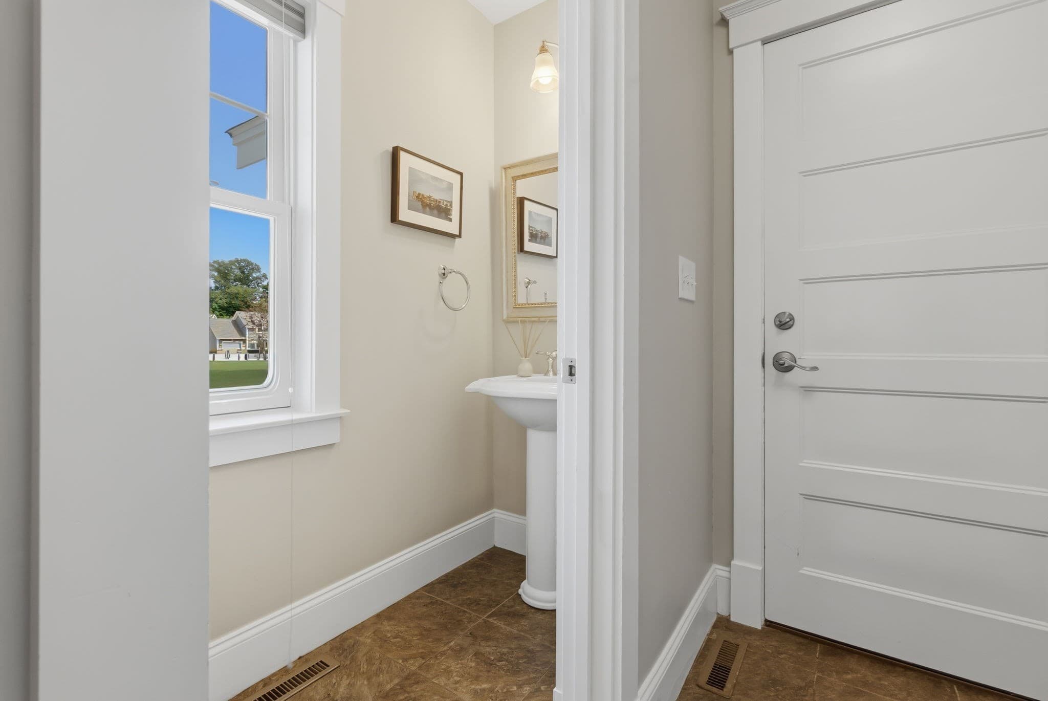 Condominium at 28 Follinsbee Ln # 28, West Newbury MA 01985, West Newbury, photo 21 of 42