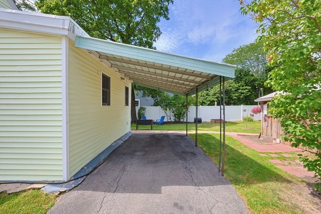 98 Pleasant St, Franklin MA 02038 photo 26