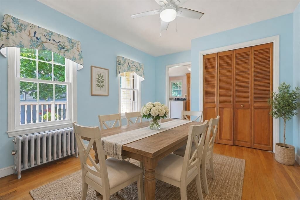 98 Pleasant St, Franklin MA 02038 photo 9