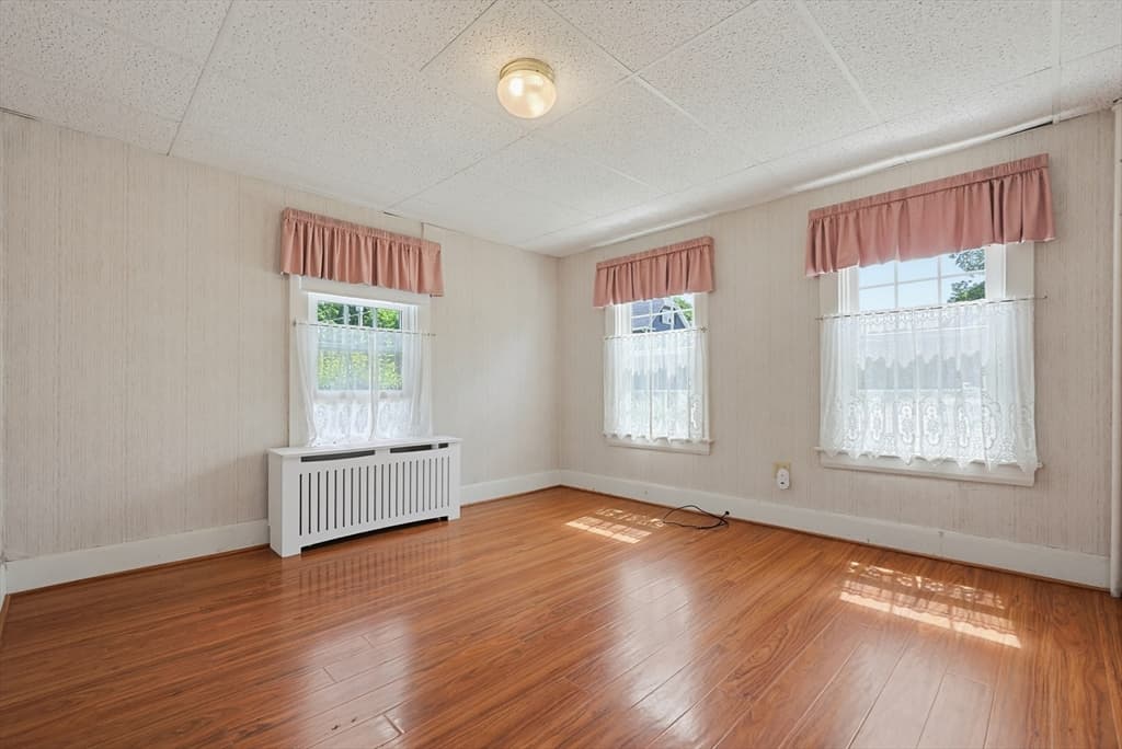 98 Pleasant St, Franklin MA 02038 photo 14