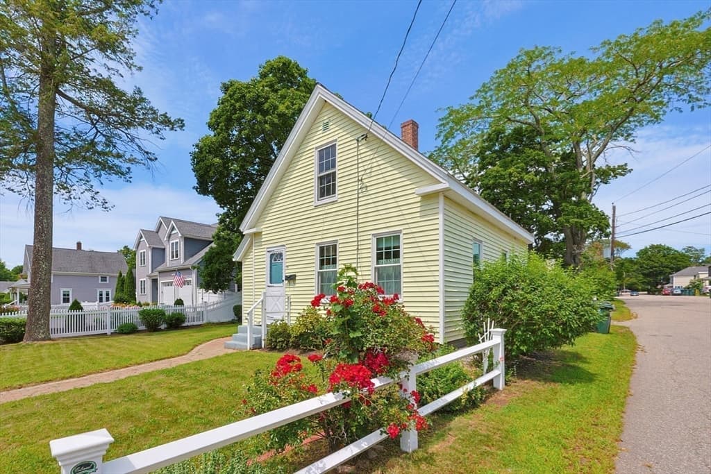98 Pleasant St, Franklin MA 02038 photo 31