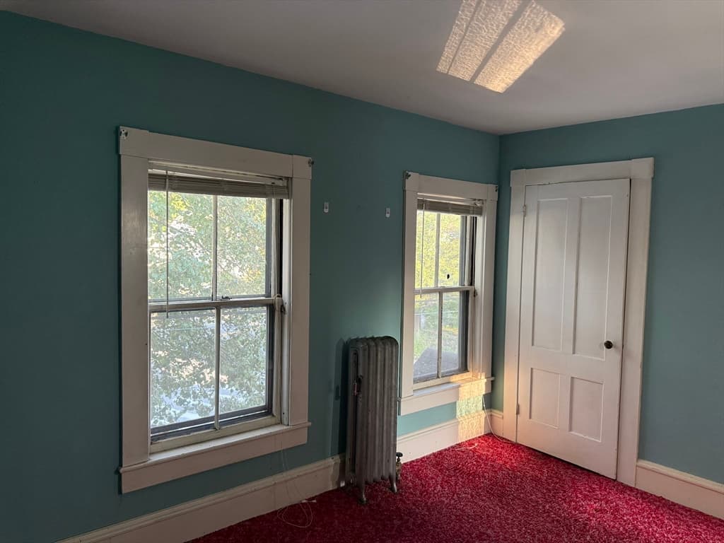 160 Hampshire St, Lowell MA 01850 photo 12