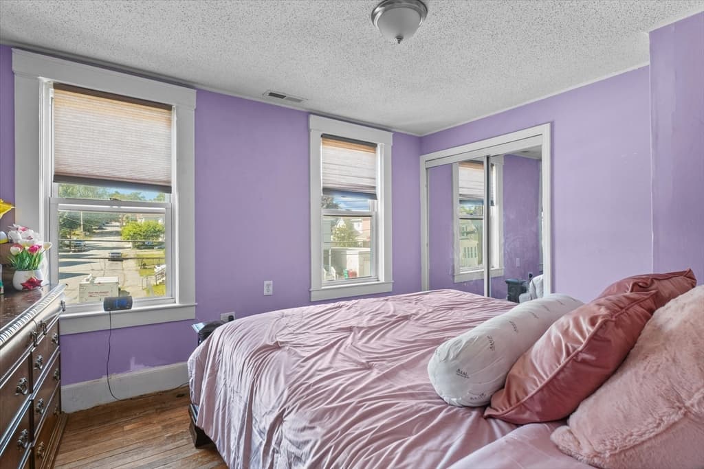 81 5th Ave, Lowell MA 01854 photo 13