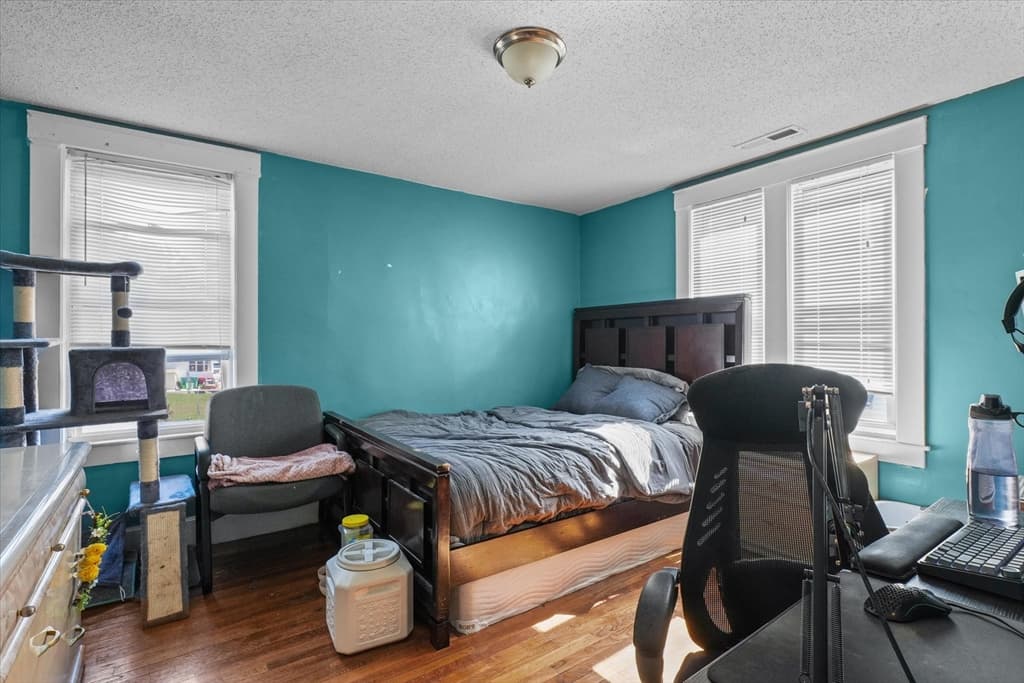 81 5th Ave, Lowell MA 01854 photo 11