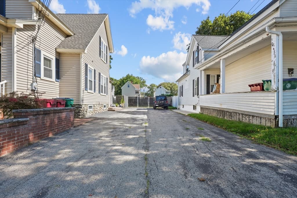 81 5th Ave, Lowell MA 01854 photo 19