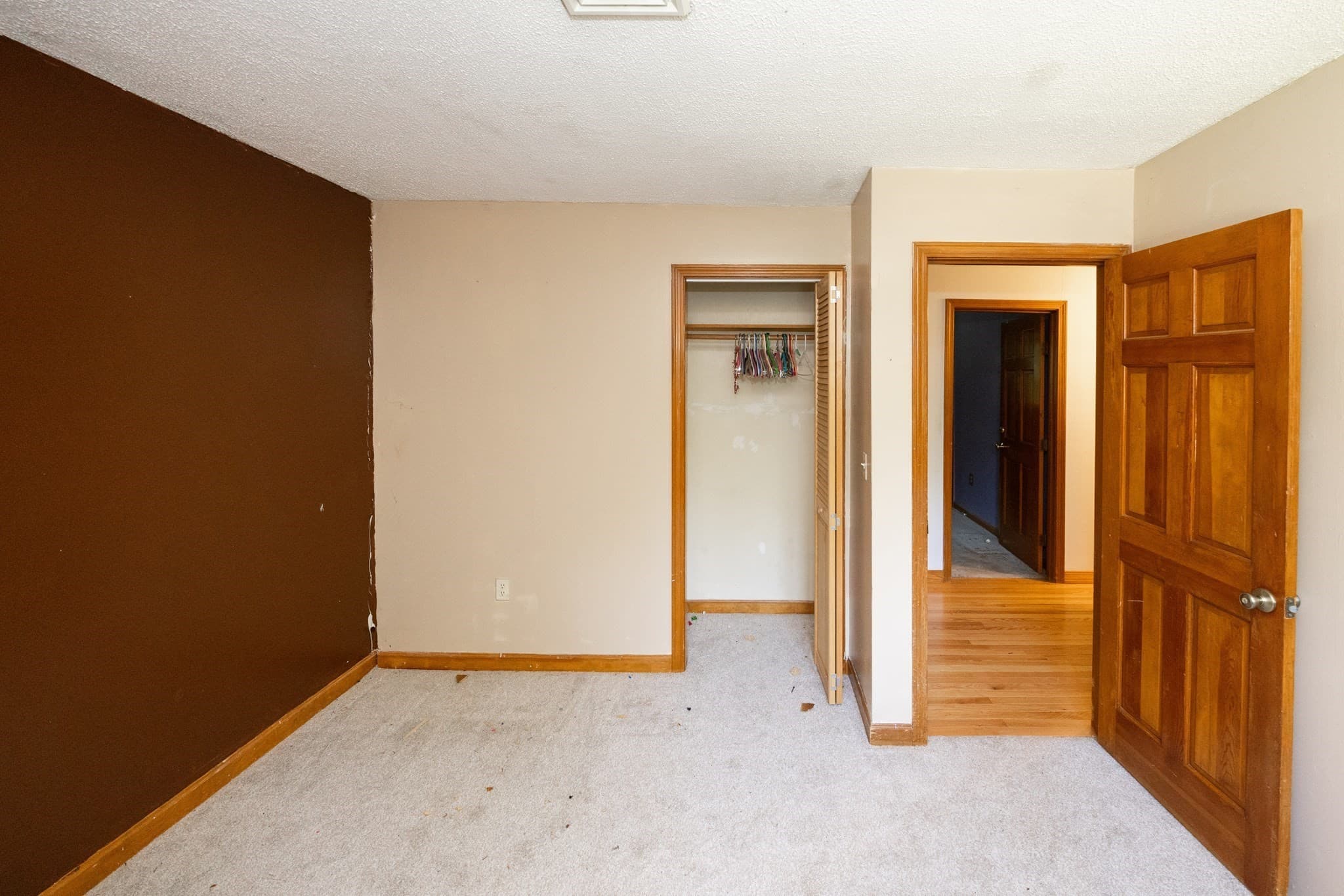 Single Family Residence at 426 Cronin Rd, Warren MA 01585, Warren, photo 10 of 27