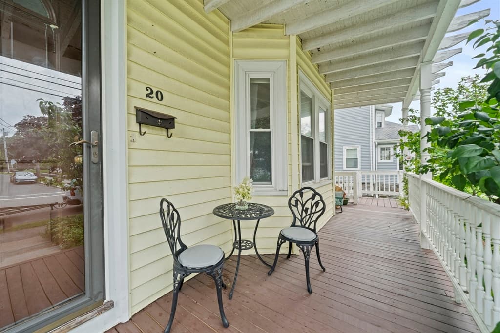 20 Fairbanks Rd, Milton MA 02186 photo 3