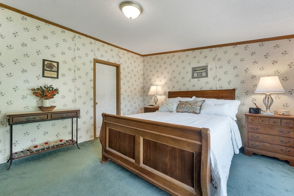 7 Cammett Drive, Raymond NH 03077 photo 16
