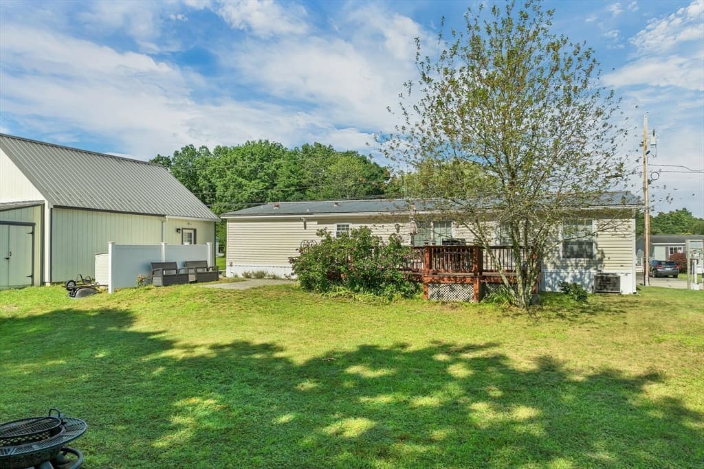 7 Cammett Drive, Raymond NH 03077 photo 36