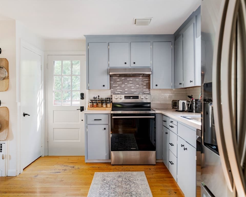 26 Elmwood Ave, Braintree MA 02184 photo 4