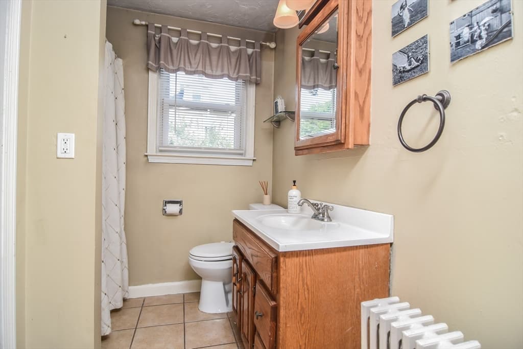 140 Mendon St, Hopedale MA 01747 photo 16