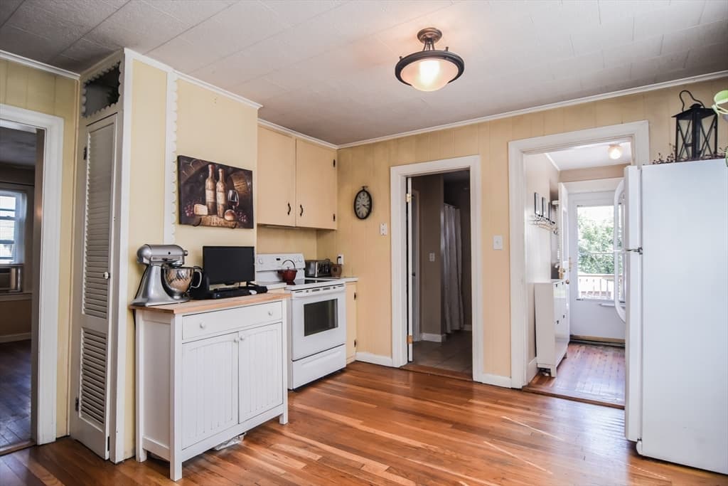 140 Mendon St, Hopedale MA 01747 photo 12