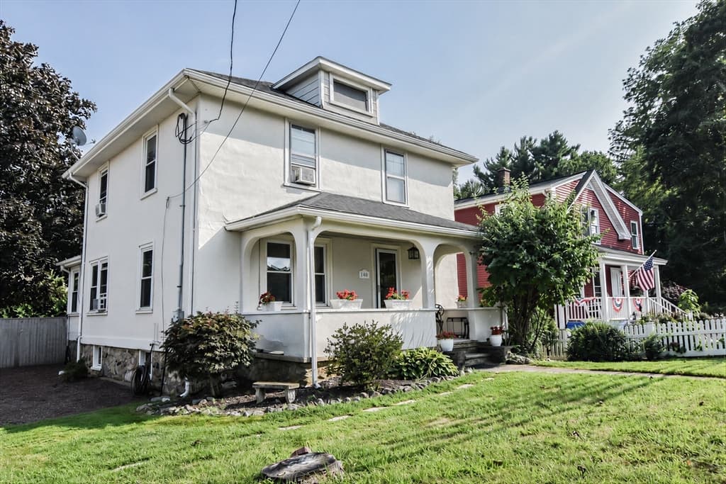 140 Mendon St, Hopedale MA 01747