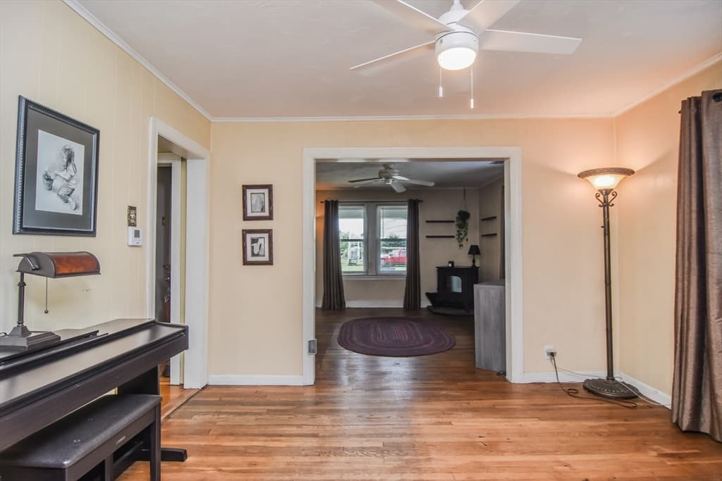 140 Mendon St, Hopedale MA 01747 photo 10