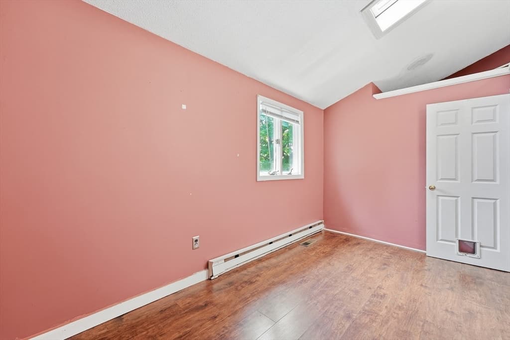 128 Newfield Rd, Springfield MA 01119 photo 14
