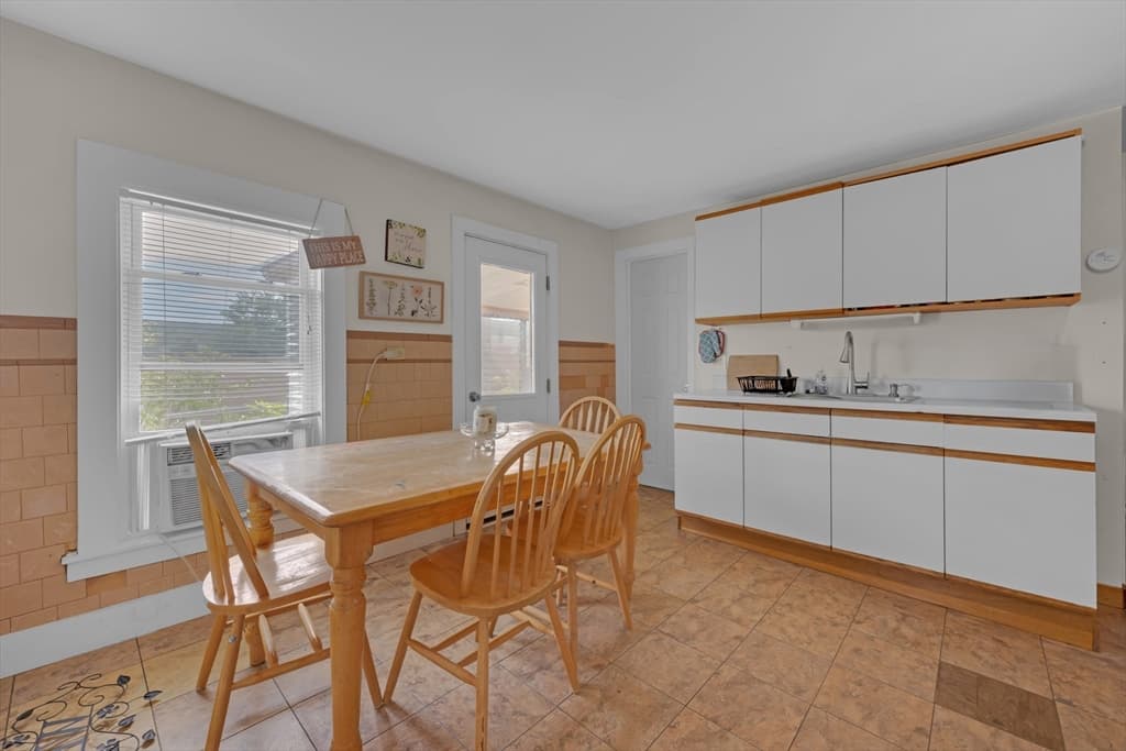 4 Eddy St, Ware MA 01082 photo 16