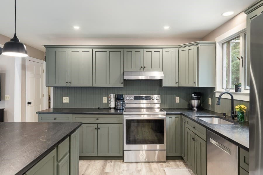 Single Family Residence at 115 River Rd, Rutland MA 01543, photo 13 of 41
