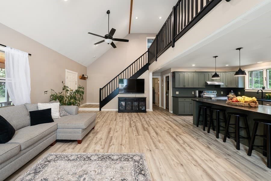 Single Family Residence at 115 River Rd, Rutland MA 01543, photo 10 of 41