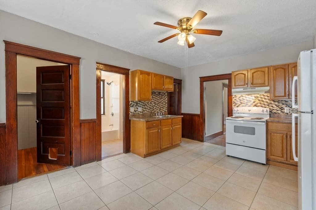 181 Park Street, Gardner MA 01440 photo 10