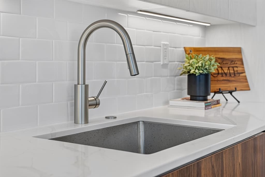 13 Warwick St # 102, Somerville MA 02144 photo 9