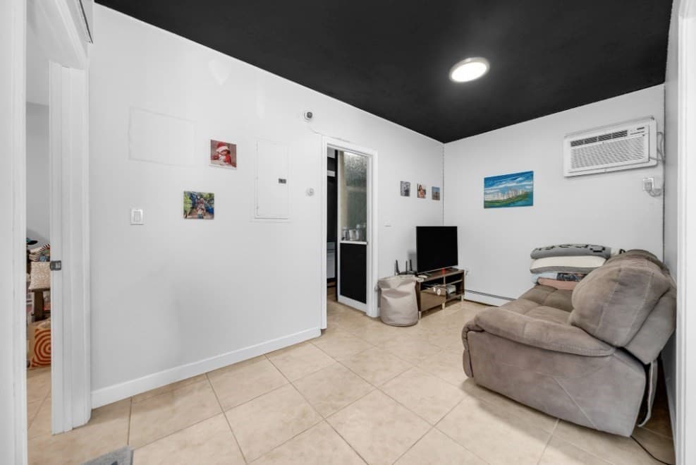 33 Tedford Ave, Revere MA 02151 photo 25