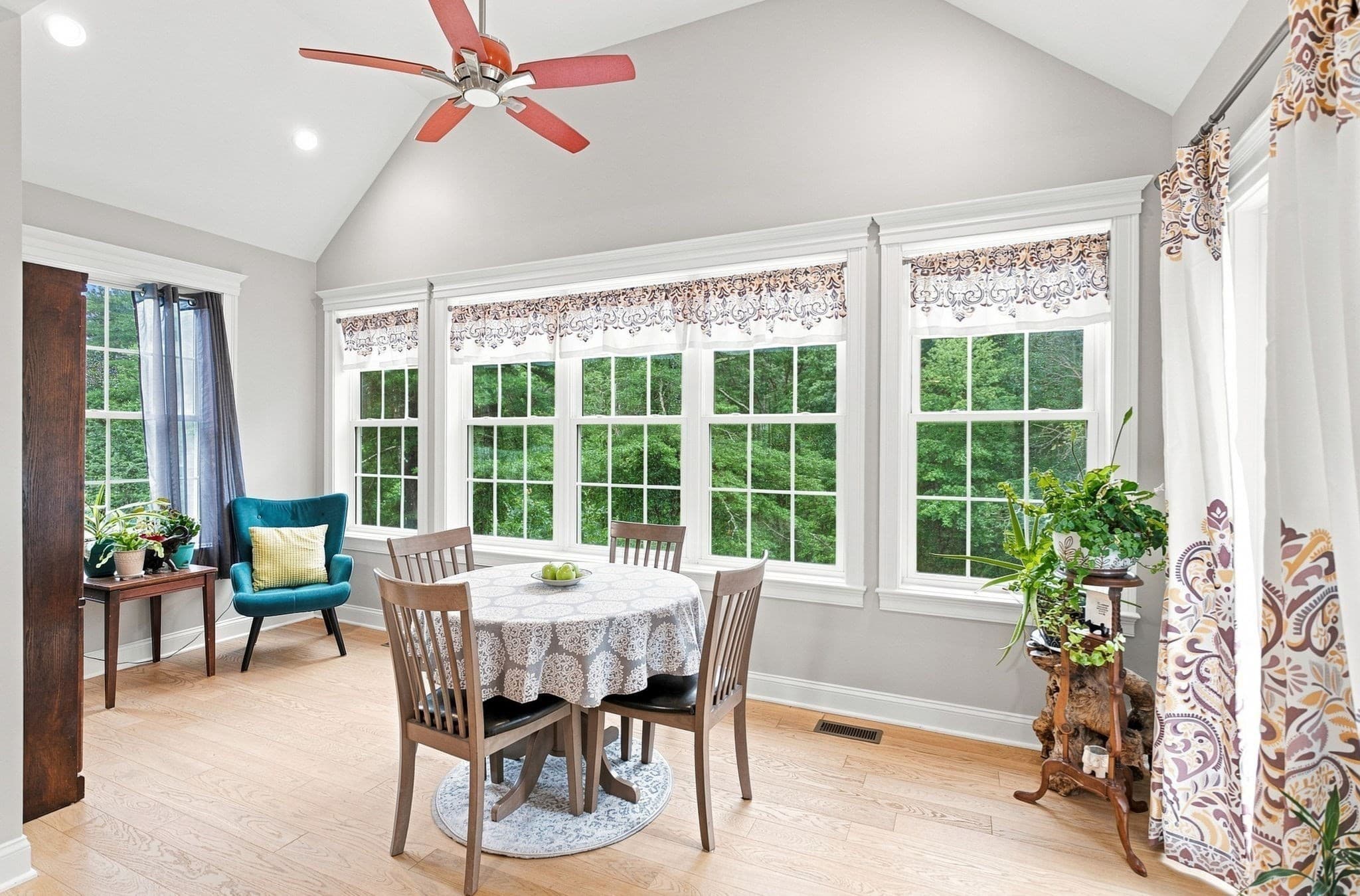 Single Family Residence at 19 Riverside Drive, North Reading MA 01864, North Reading, photo 9 of 41