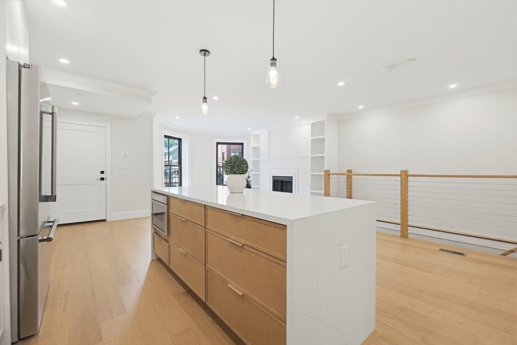 667 Tremont Street # A, Boston MA 02118 photo 6