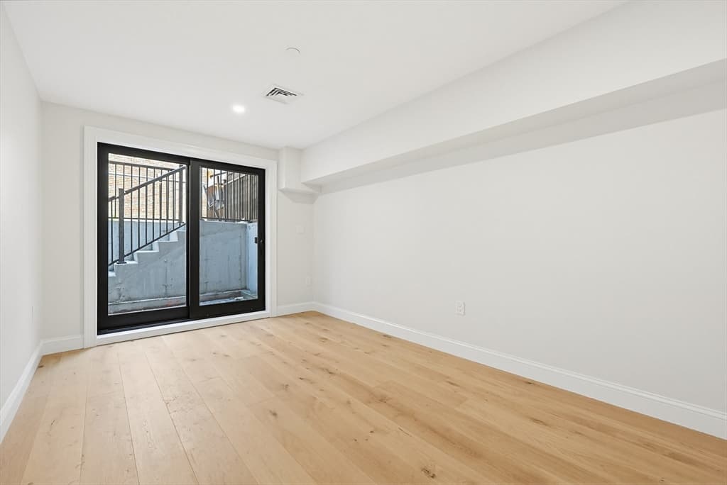 667 Tremont Street # A, Boston MA 02118 photo 28