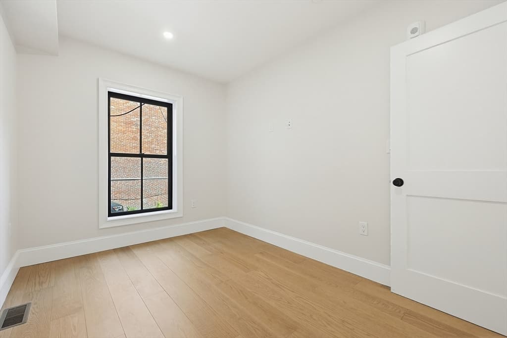 667 Tremont Street # A, Boston MA 02118 photo 21