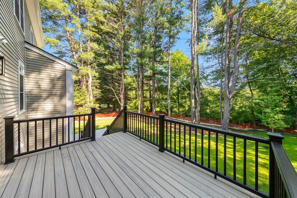16 Middleby Road, Lexington MA 02421 photo 5