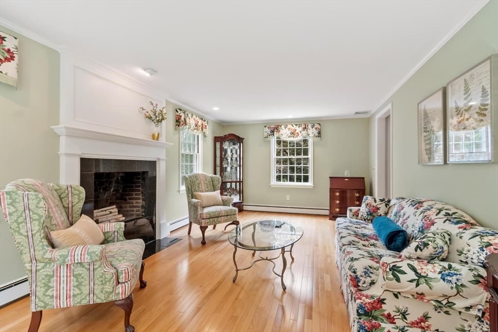 Single Family Residence at 17 Townsend Road, Lynnfield MA 01940, Lynnfield, photo 13 of 42