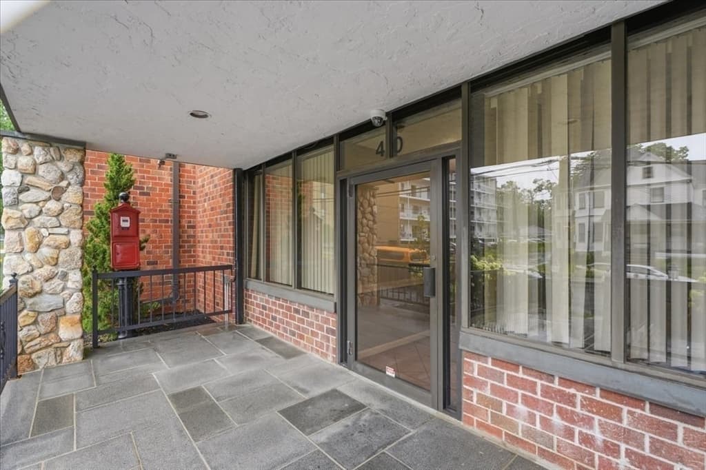 40 Greenleaf Street # 506, Quincy MA 02169 photo 5