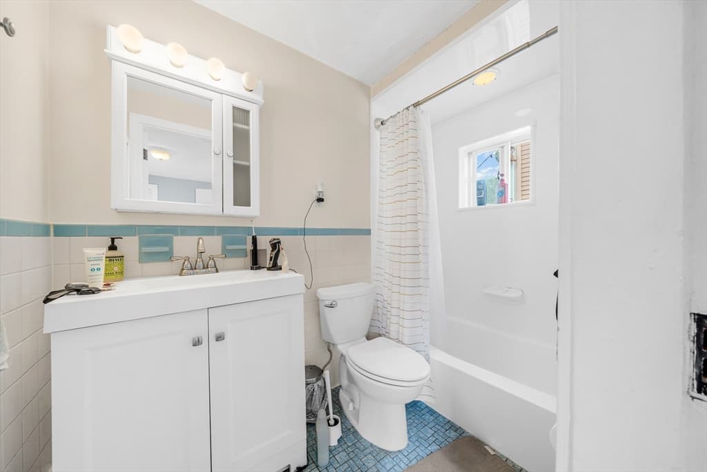 9 Sycamore St, Somerville MA 02143 photo 30