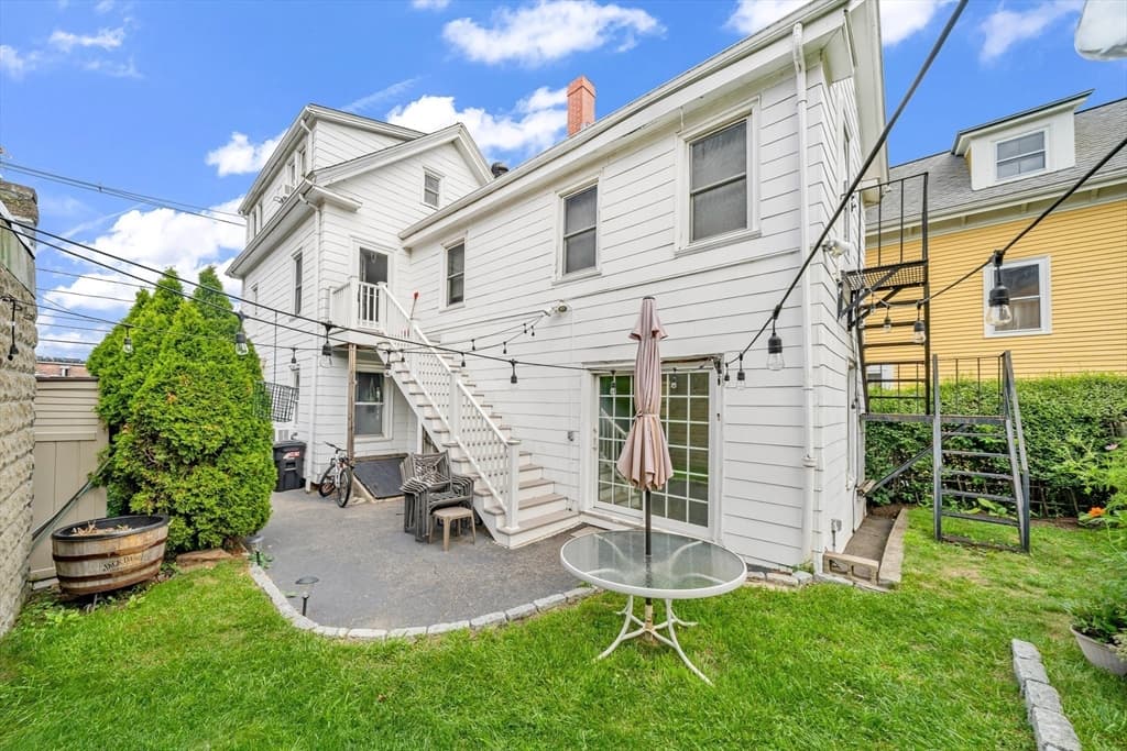 9 Sycamore St, Somerville MA 02143 photo 33