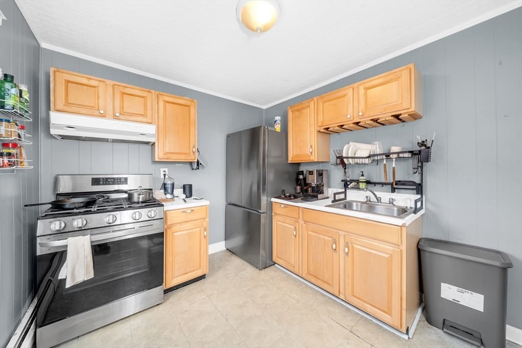 9 Sycamore St, Somerville MA 02143 photo 25