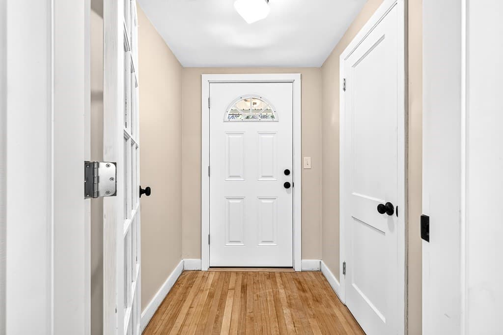 Single Family Residence at 551 Pleasant Street, Paxton MA 01612, Paxton, photo 3 of 34