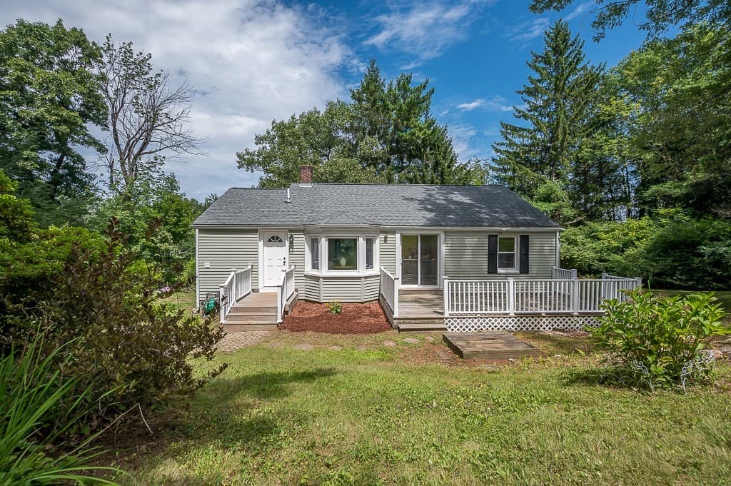 551 Pleasant Street, Paxton MA 01612
