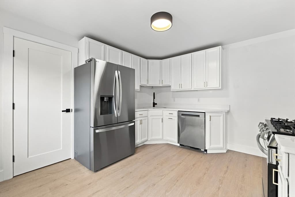 54-56 Alden, Revere MA 02151 photo 4