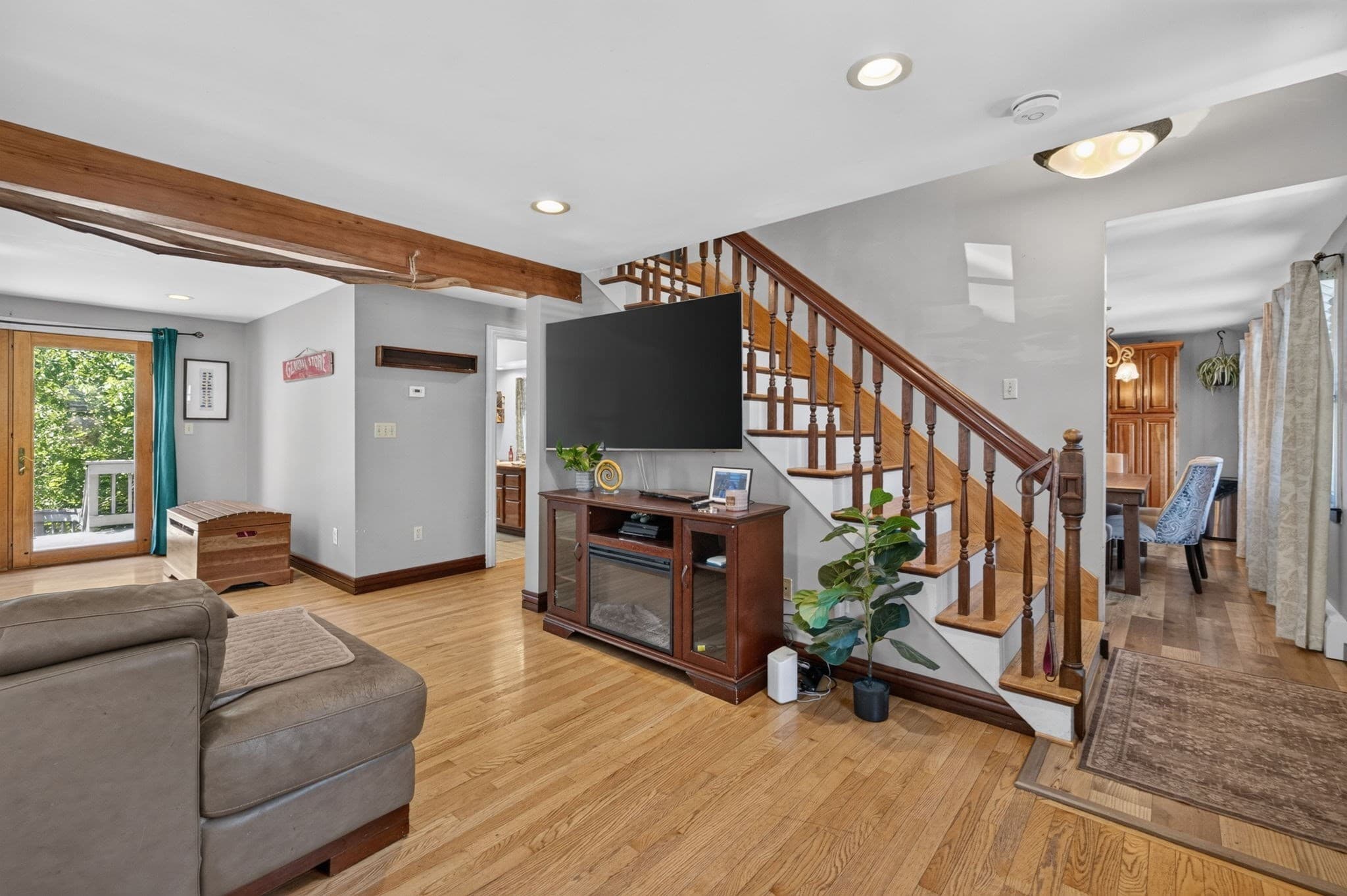 Single Family Residence at 55 Irving St, Fall River MA 02723, photo 6 of 26