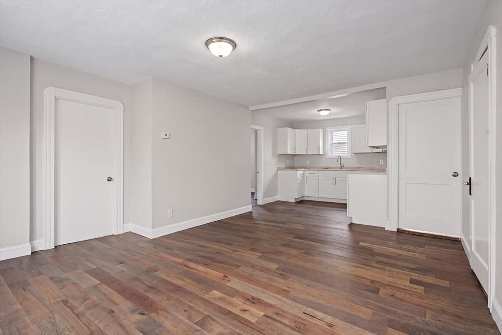 10 Carlisa Dr, Fall River MA 02723 photo 4