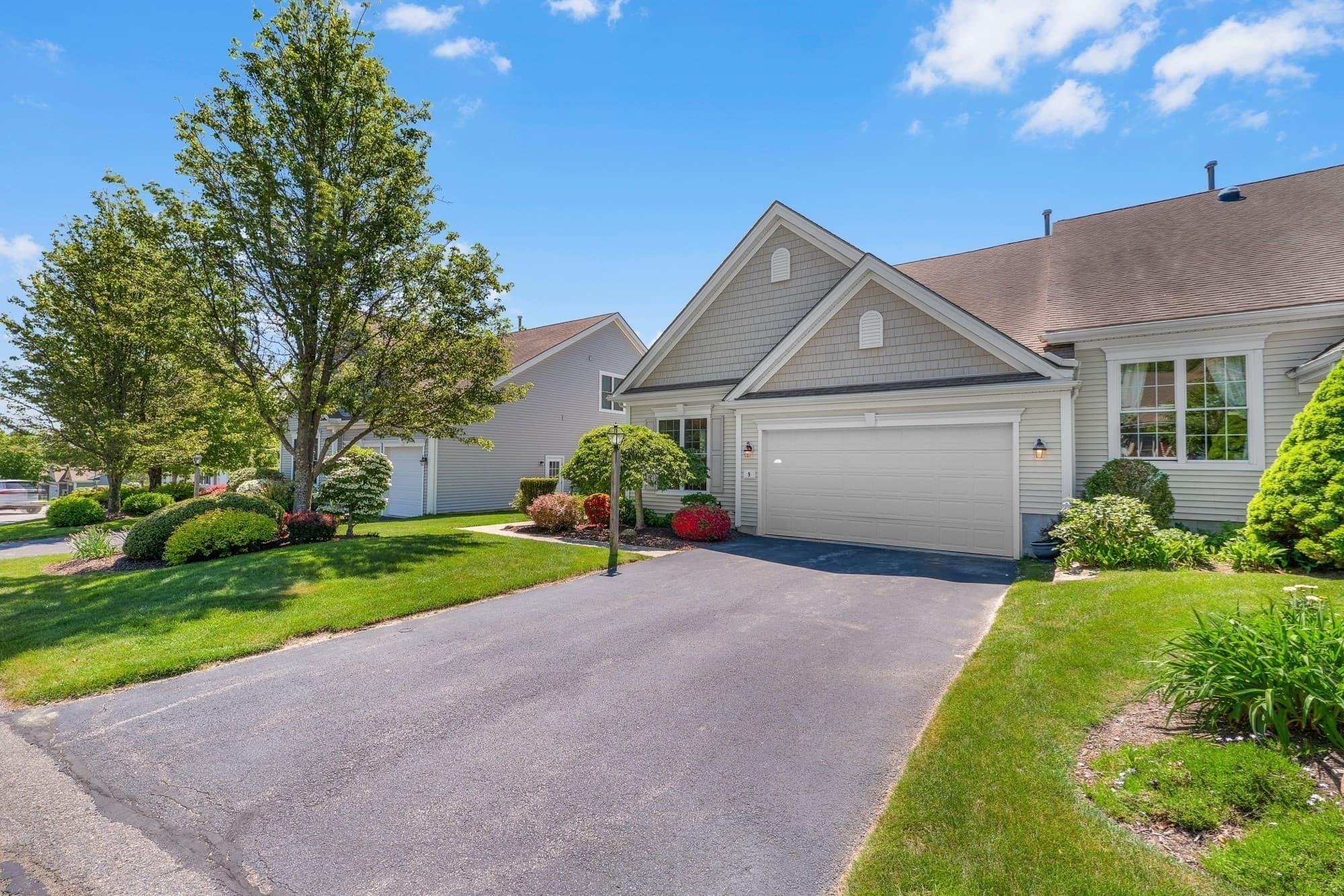 Single Family Residence at 9 Canoe Lndg, Plymouth MA 02360, photo 5 of 30