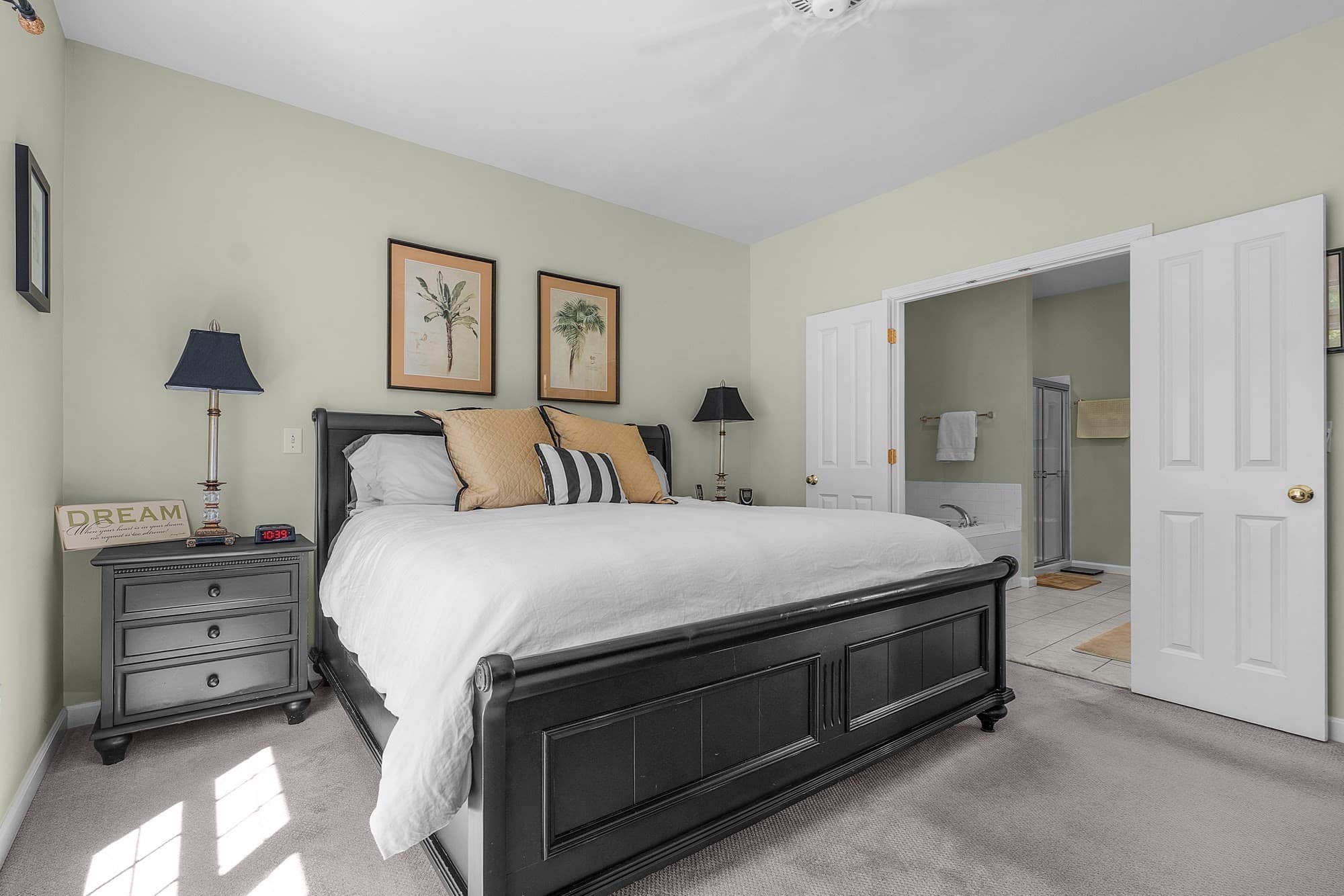 Single Family Residence at 9 Canoe Lndg, Plymouth MA 02360, photo 14 of 30