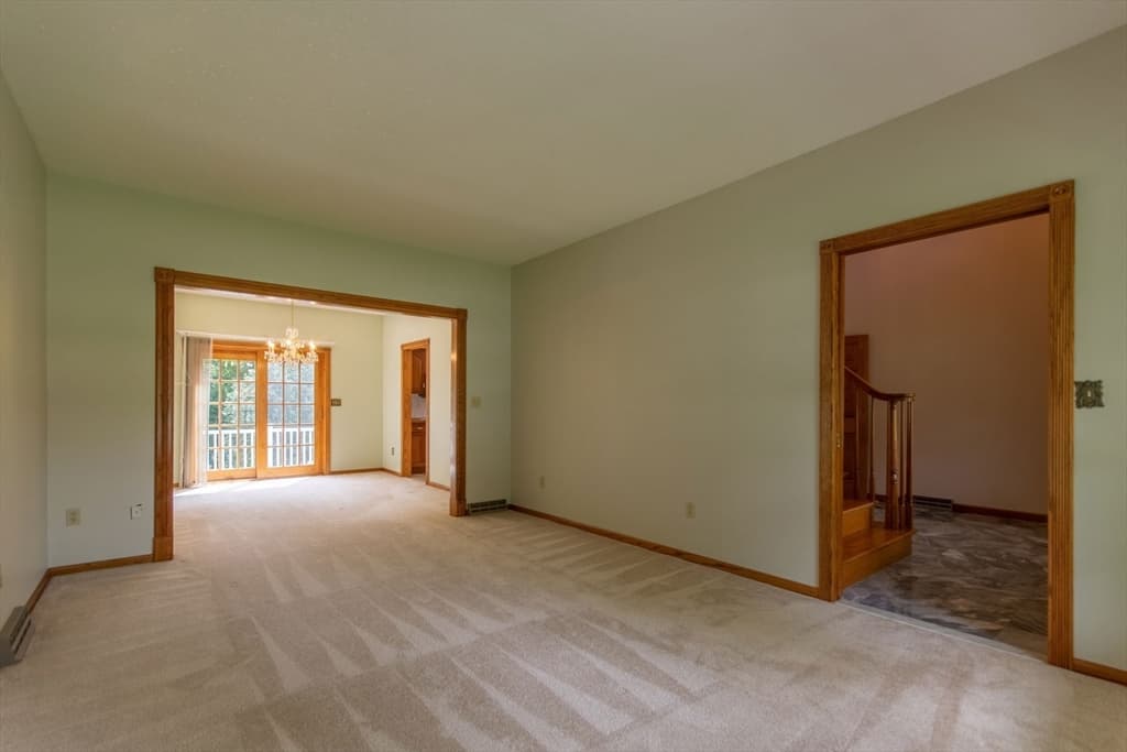 20 Nolan Lane, Agawam MA 01030 photo 16