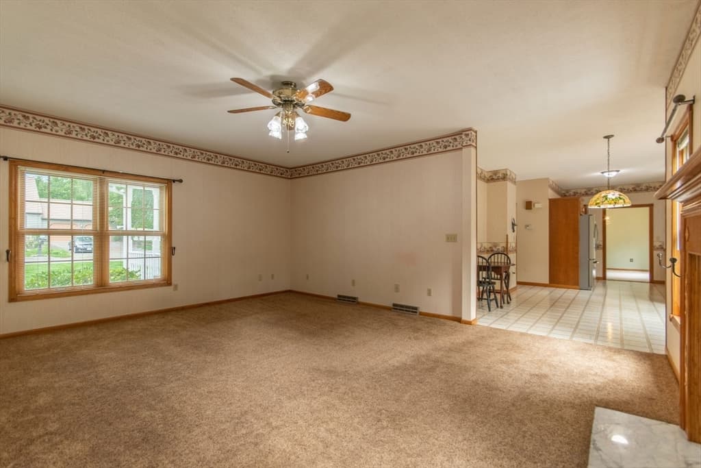 20 Nolan Lane, Agawam MA 01030 photo 10